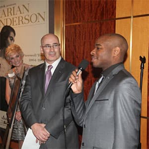 Stephen Receives Genius Inspiration Award