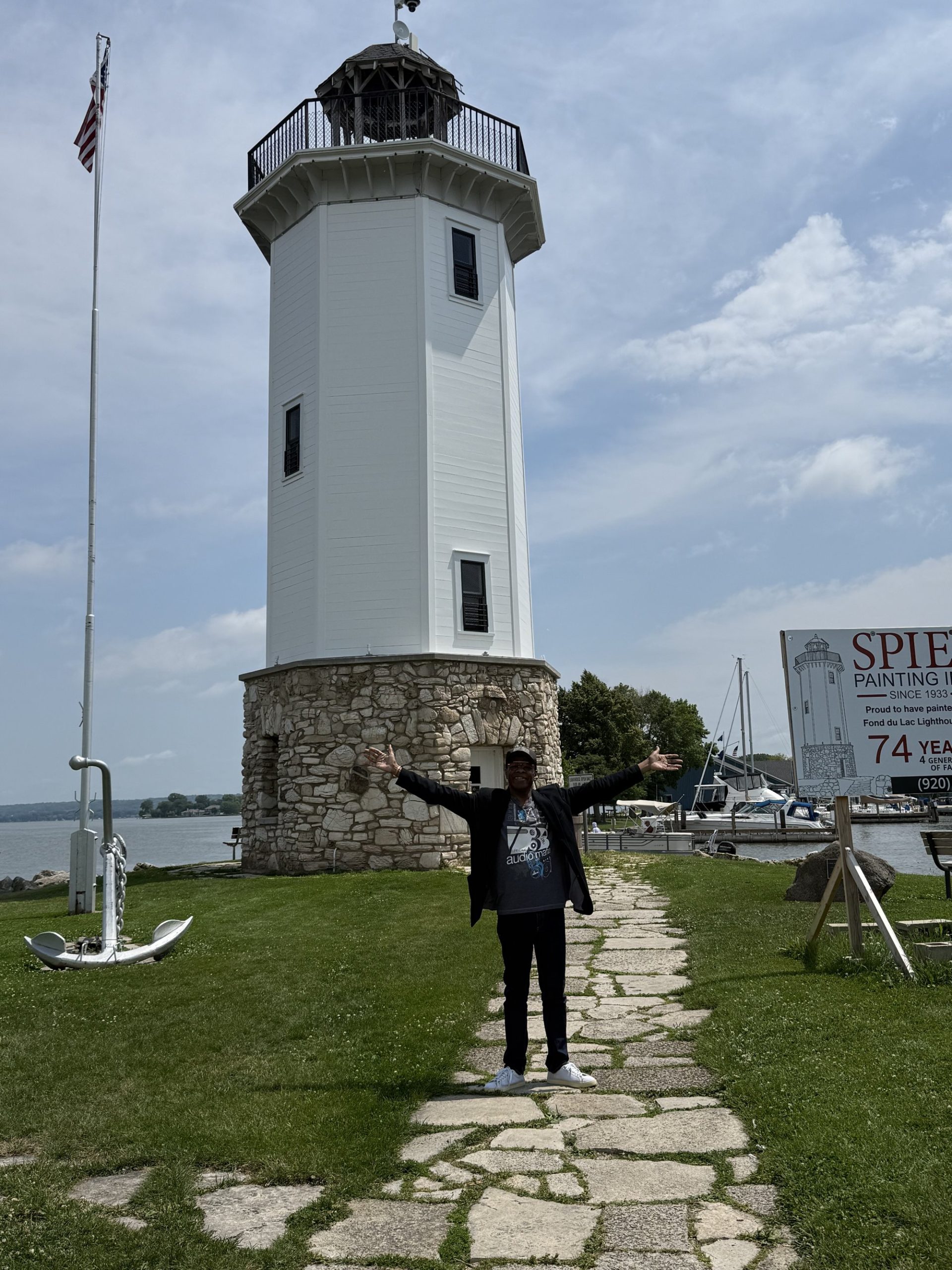 Stephen Wiltshire at the Fond du Lac lighthouse in Lakeside Park, Wisconsin